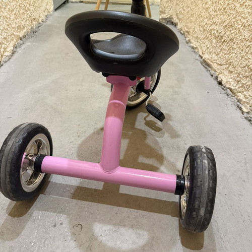 Children's Tricycle like new, fully functional