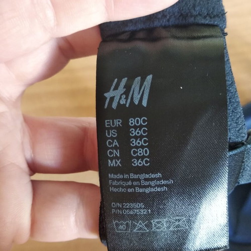 H&M Nursing Bra 80C like new, wire-free