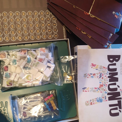 Bumuntu board game used, family strategy in English