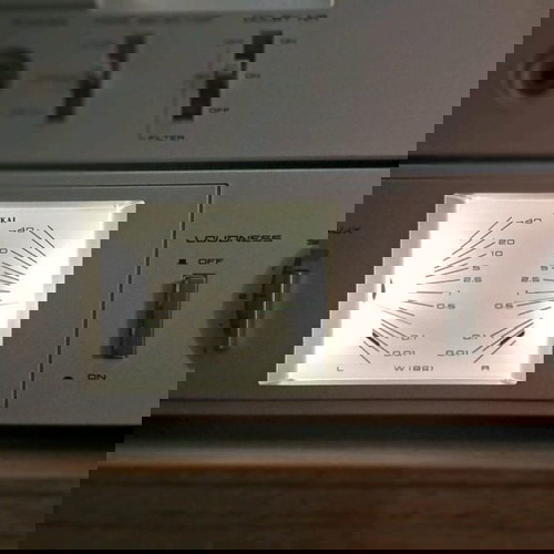 Akai AM-U01 ολοκληρωμένος ενισχυτής σαν καινούργιο