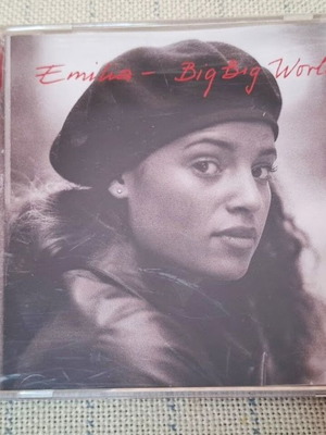 Emilia Big Big World CD σε άριστη κατάσταση