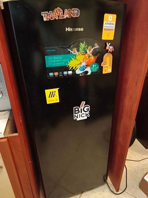 Ψυγείο Hisense σαν καινούργιο, 165lt, μαύρο