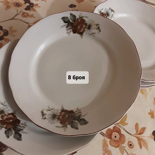 Plates from old Bulgarian porcelain like new, set of 8, 22 cm diameter