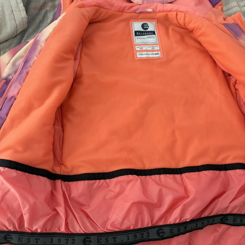 Billabong jacket XS, very warm, like new, pink multicolor