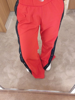 Nike pants red like new, size small