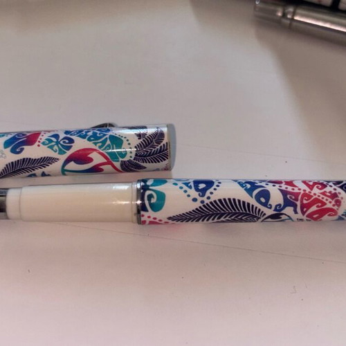 O’neil pen like new with refill