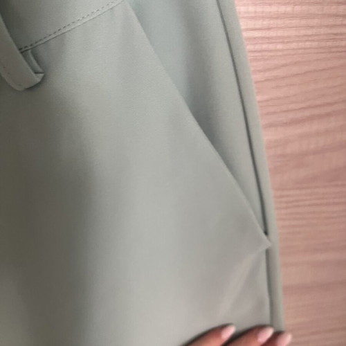 Fabric pants like new, mint color, size M 38 10, elastic waist