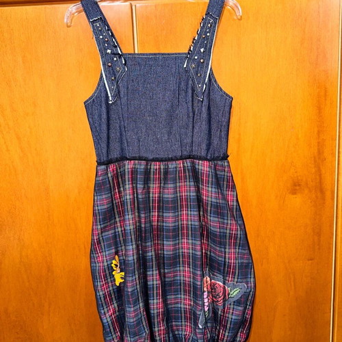 Sam013 girls' denim plaid dress like new, for 14 years old