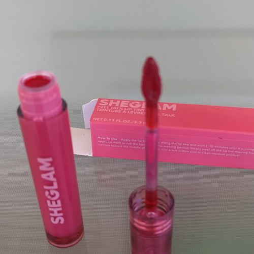 Peel Off Lipstick new, light pink shade