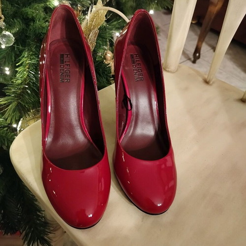 Hilfiger Denim Pumps Size 38 Like New, Red