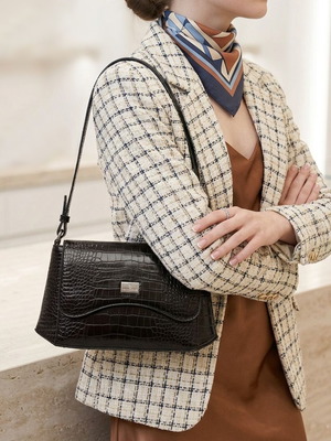 Τσάντα ώμου Bag to Bag καινούρια με σχέδιο κροκό μαύρη