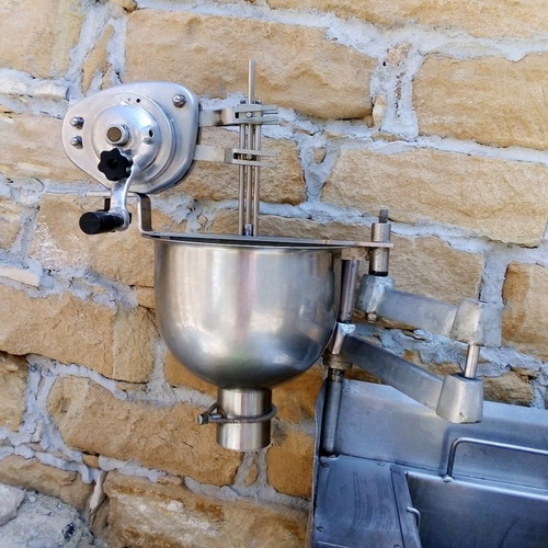 Stainless steel loukoumadiéra with two pistons 7 Lt lightly used
