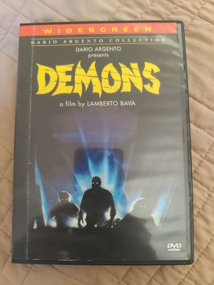 Demons DVD μεταχειρισμένο με ελληνικούς υπότιτλους