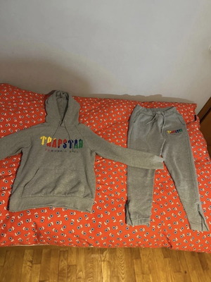 Trapstar Chenille Decoded Hooded Tracksuit grey size M like new