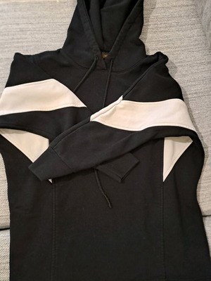 On Line women's hoodie used black with white stripe size S
