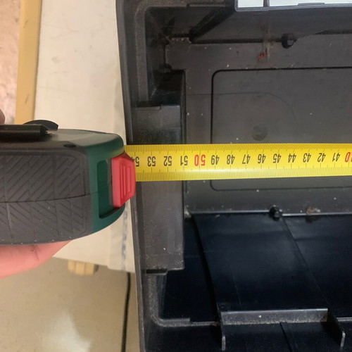Large plastic toolbox like new with removable compartments