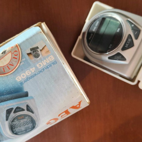 AEG Blood Pressure Monitor like new