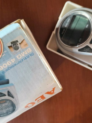 AEG Апарати за кръвно налягане като нов