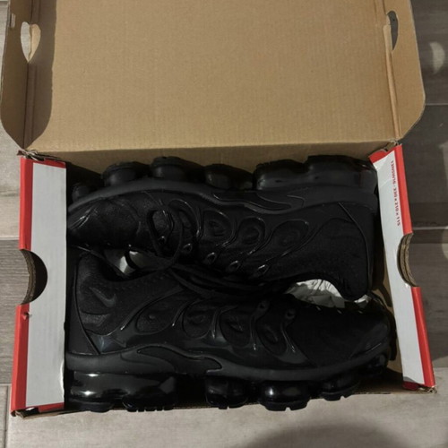 Nike Vapormax Tripple Black sneakers brand new size 43