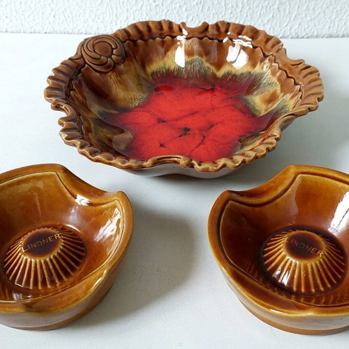 Ceramic set used with bowl and 2 ashtrays liquid lava style