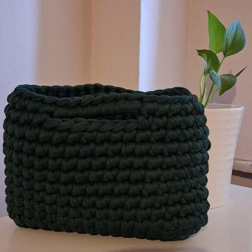 Handmade knitted bag with Italian yarn, dark cypress green