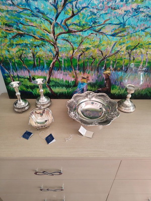 Set of silver-plated decorative items new