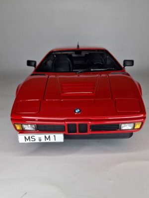 Metal model Norev BMW M1 1980 1:18 scale new