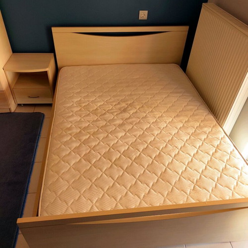 Double bed 1.50x2.00m with Candia Strom mattress 1.40x1.90m and nightstand like new