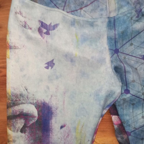 Blue printed workout leggings like new, size Medium