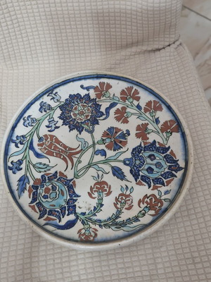 Ceramic plate like new, old style