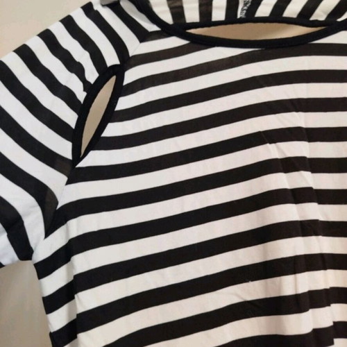 Sarah Lawrence women's blouse with back opening like new, size M