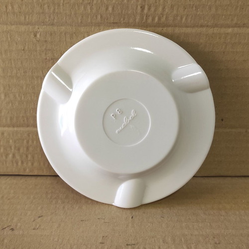 Akron Ilion Krystal ashtray used, white bakelite