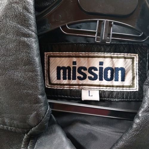 Women's black leather jacket MISSION size L used