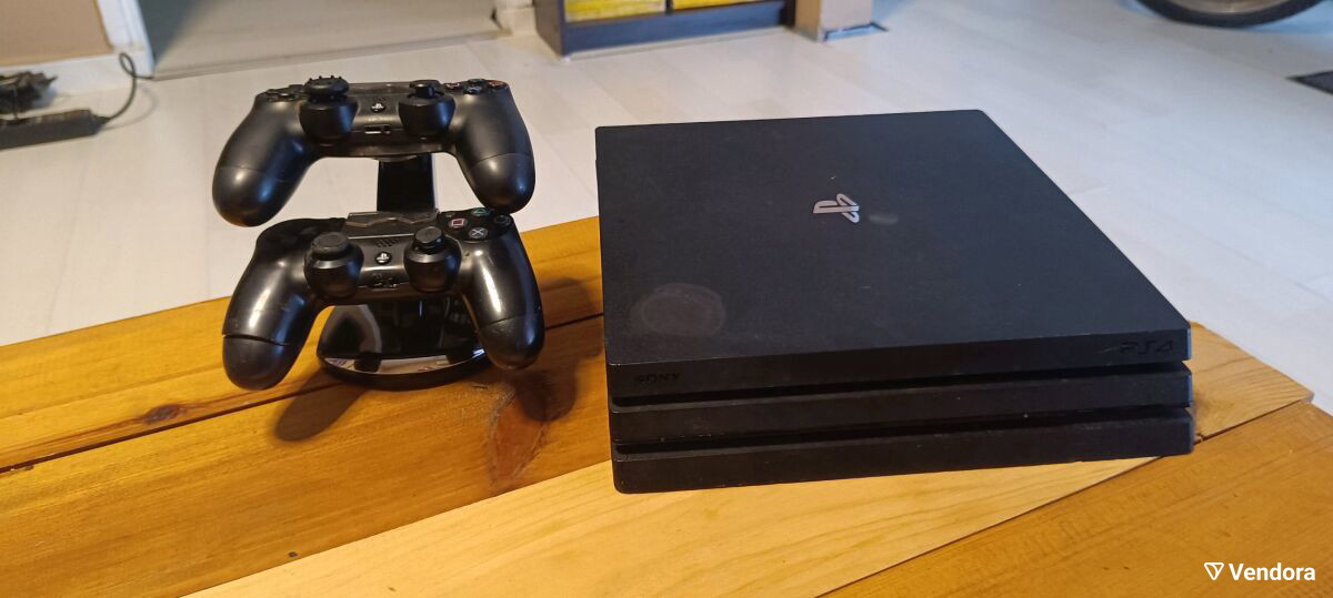 PlayStation 4 Pro μεταχειρισμένο για… - € 60,00 - Vendora.gr