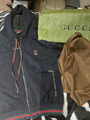 Gucci sweatshirt like new, size S