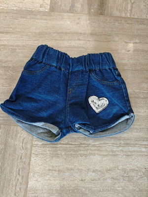 Baby shorts like new, size 12 months