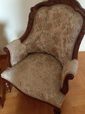 Louikenz living room set like new, walnut wood sofa and 4 armchairs