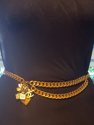 Chanel vintage gold chain belt used, size 90