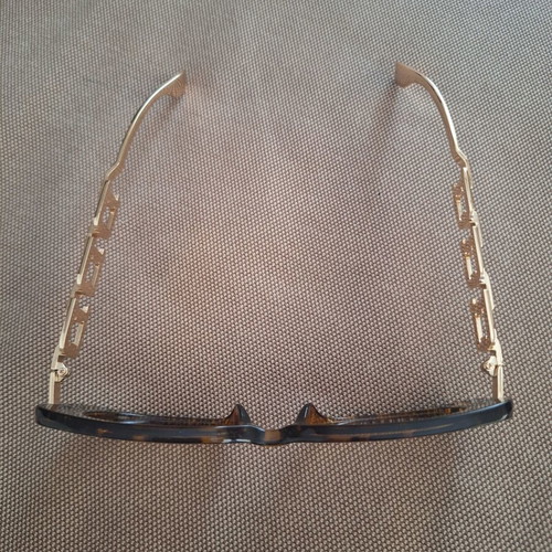 Sunglasses with UV400 filter new, brown and gold