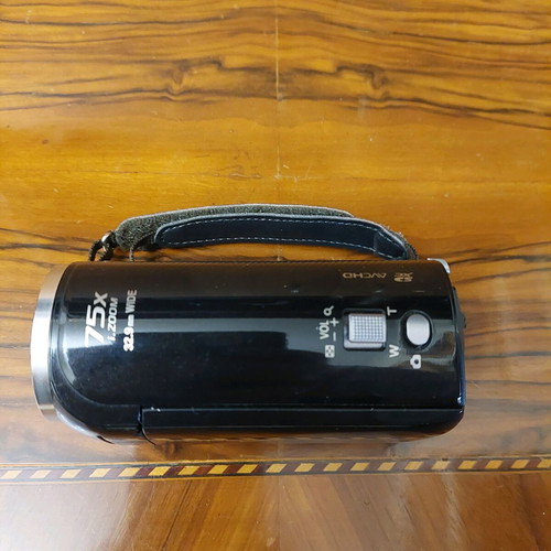 Panasonic HC-V130 Full HD Camera like new