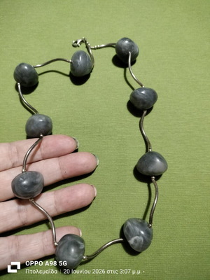 Necklace stainless steel with beads like new, blue