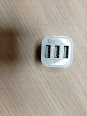 3-port USB hub unused