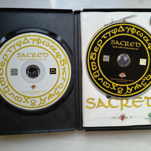 Sacred PC CD-ROM like new, complete edition