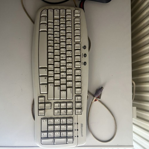 Microsoft vintage keyboards MultiMedia 1.0A and Basic 1.0A used, set of 2