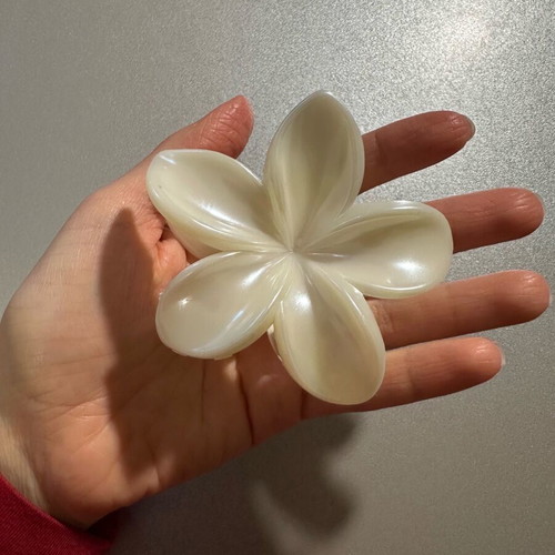 White flower hair clip new