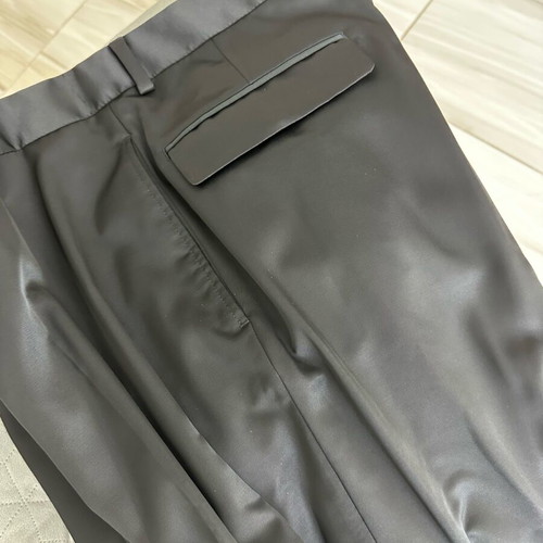 Lagerfeld black shiny suit new, size XL