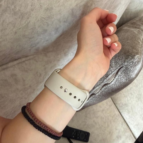 Apple Watch Series 9 45 mm Aluminium Starlight like new