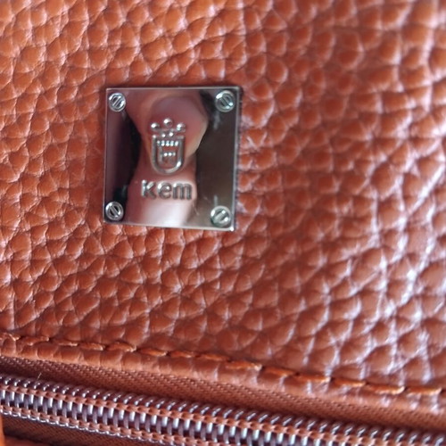 Kem leather crossbody bag like new, brown