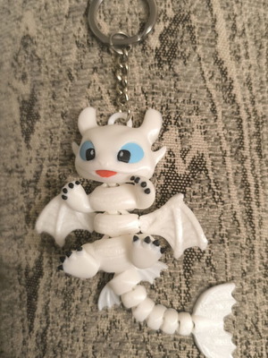 How to Train Your Dragon Shadow Keychain with Movement like new
