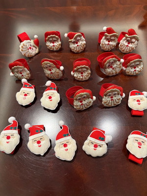 Napkin rings with Santa Claus used